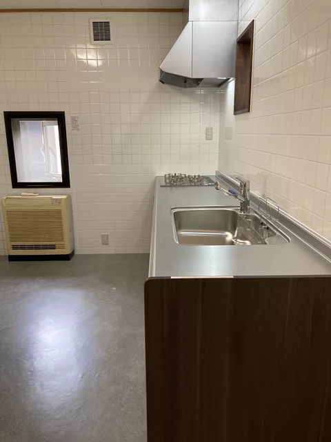 L型からI型のキッチンへスッキリ変身！