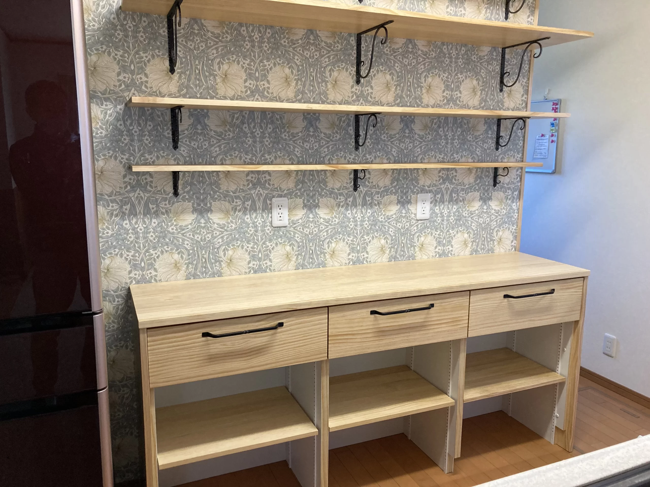 ウィリアムモリスで一味違うキッチン空間のできあがり！